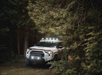 armordillo-toyota-4runner-bull-bar-for-4runner-offroad-armor-bumper