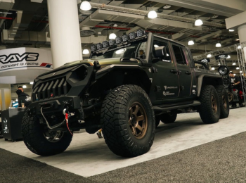 armordiilo-chase-rack-for-jeep-gladiator-custom-built-6x6-gladiator-at-new-york-auto-show