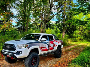 armordillo-chase-rack-for-toyota-tacoma-roll-cage-for-offroad